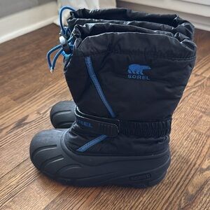 Sorel Big Boys snow boots size 5
